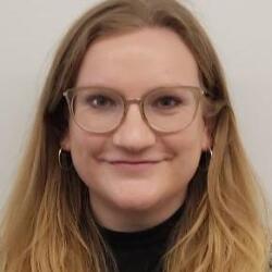 Rose Walker headshot