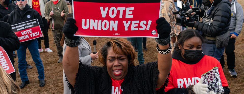 AI Accelerates U.S. Labor Decline as Union Membership Hits Record Low